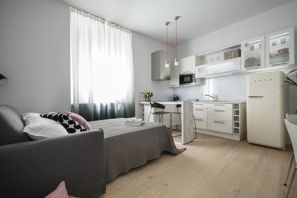 Apartamento Cavour 51 Lecco Exterior foto